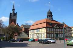 Grabow_Rathaus & church