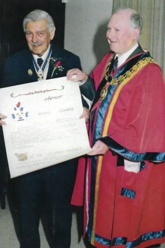 DE Krynauw & Sir de V Graaff crop DE Krynauw & Sir de V Graaff crop